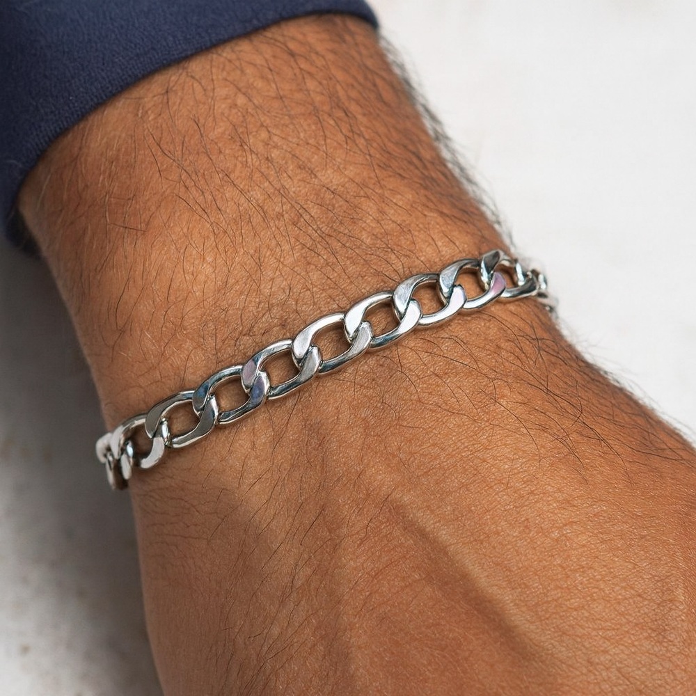BRACELET Unisex Silver Tone Chain Link Length: ~8 ½” Including Extender NWOT